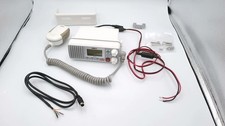 Uniden um385 radio - vhf, marina