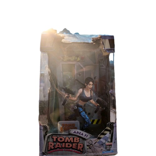Playmates 1999 - (tomb, raider)
