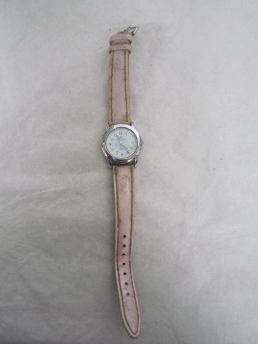 Montre certus fille avec - fille,