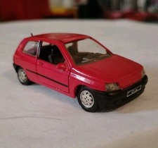 SOLIDO - RENAULT CLIO (1990)- Modellino Auto Metallo Rosso-1:43-Vintage - 8,5 cm