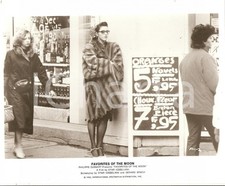1984 FAVORITES OF THE MOON Movie Otar IOSSELIANI Prostitute on the street *Photo
