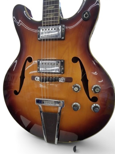 Chitarra elettrica usata
