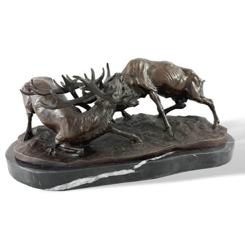 Scultura becco combattimento