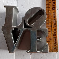 Robert Indiana fermacarte