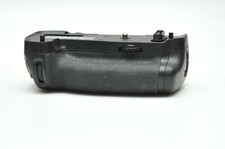 Originale Nikon MB-D16 OEM
