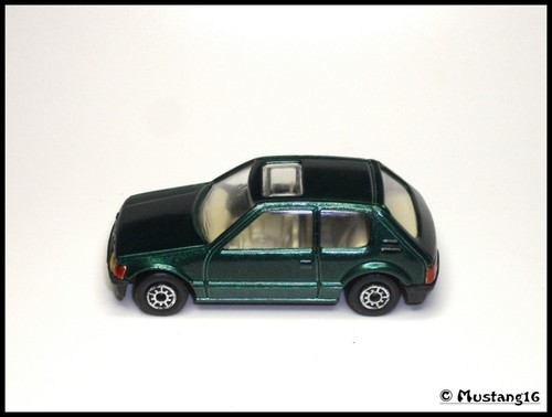 Unique peugeot 205 - **unique**,
