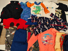 Lotto 50 pezzi vestiti bambino