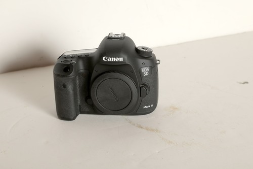 Canon mark iii body - iii,