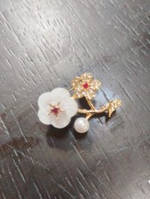 vintage women's brooch