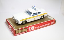 Auto della polizia Dinky 2253