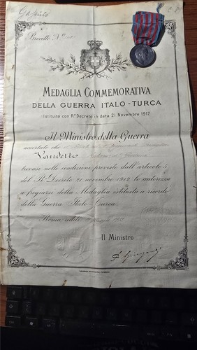 Diploma attestato ufficiale - attestato,