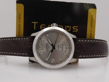 EBERHARD & CO. AIGLON GRANDE TAILLE 41030 N.O.S BOX&PAPERS 2016 AUTO STEEL WATCH