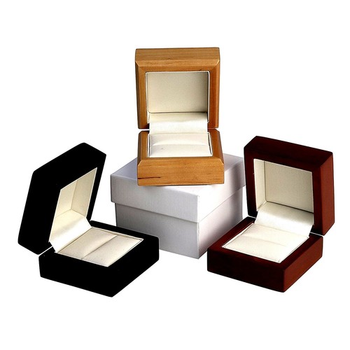 Anello pelle legno scatola - in,