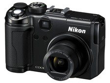 Nikon Coolpix P6000 fotocamera digitale nera 13,5 MP, 4x zoom ottico leggero