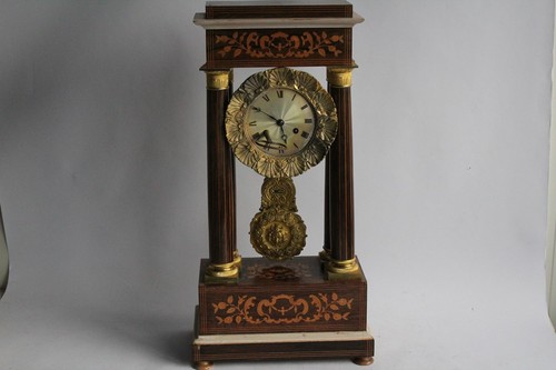 Pendule portique marqueterie