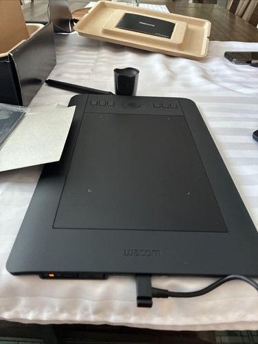 Wacom intuos pro small - pro, pth451