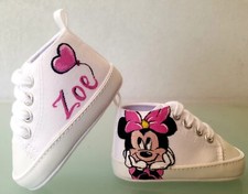 scarpe neonato dipinte a mano