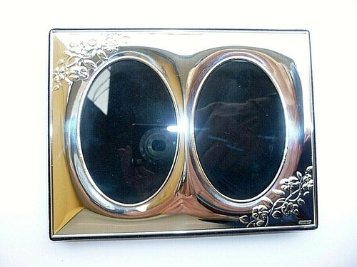 Cornice argento sbalzato - cornice,