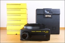 PROIETTORE DIAPOSITIVE KODAK CAROUSEL S-AV 1010 -7 CARICATORI  DIA-MAGAZIN TYP 2