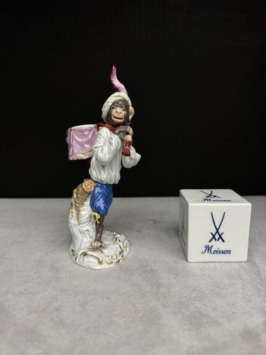 Meissen porcelain figurine - porcelain,