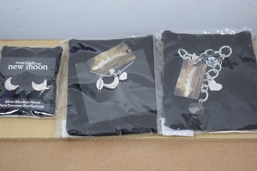 Orecchini collana bracciale - e,