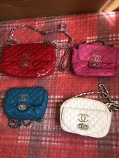 4 borse bambina Cacharel imitazioni 