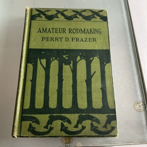 Vecchio libro per - libro,