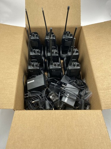 Qty icom f4011 two - qty, 9