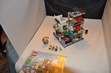 Lego Edizione Limitata 31097 Creator Townhouse Pet Shop Cafe 100% Completo