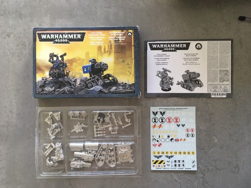 Warhammer 000 space marine - space,