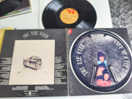 The bee gees - -, tin