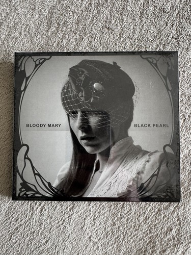 Bloody mary black - mary,