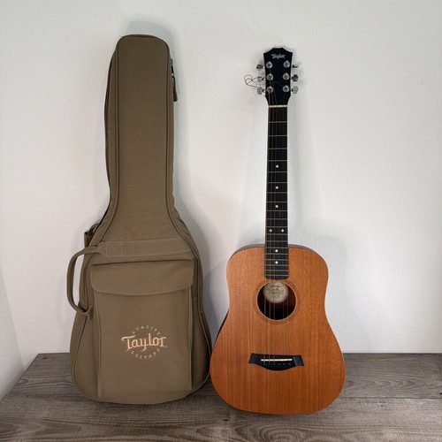 Taylor chitarra acustica