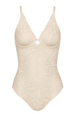 Charm Triumph Perfect Shaping