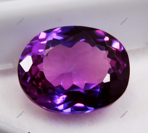 Pietra preziosa rara sfusa