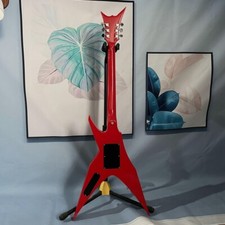 Special flying chitarra - v,