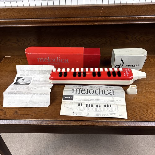 Clean red hohner - red,