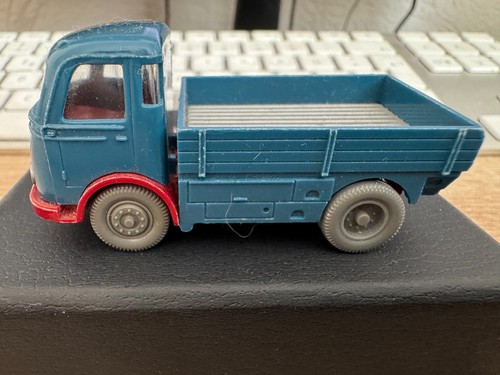 Vecchio wiking mercedes - wiking,