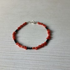 BRACCIALETTO CORALLO E ONICE