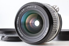 [Quasi come nuovo con cappuccio] Nikon Nikkor Ai-s AIS 24mm f/2.8 obiettivo grandangolare dal GIAPPONE