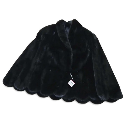 Cappotto poncho pelliccia