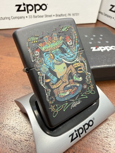 Genuine zippo black light - black,