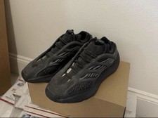 Sneakers Adidas Yeezy 700 V3