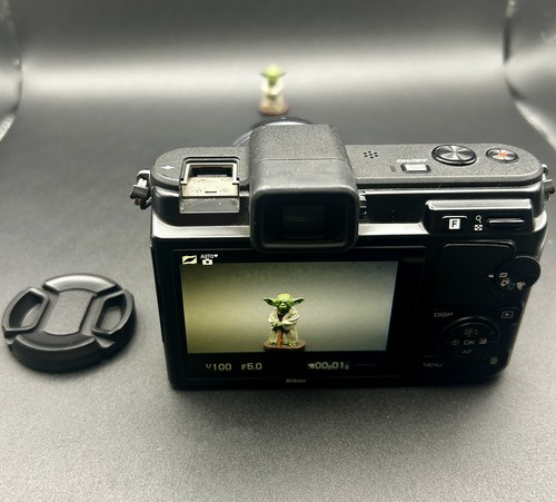 Nikon con obiettivo - nikon,