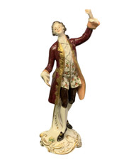 Antica statuina in porcellana