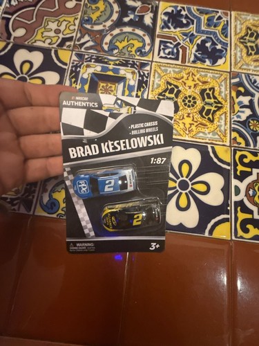 Lionel nascar authentics - lionel,