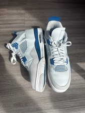Jordan 4 blu militare 2024