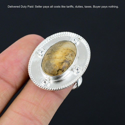 Anello ovale quadro pietra