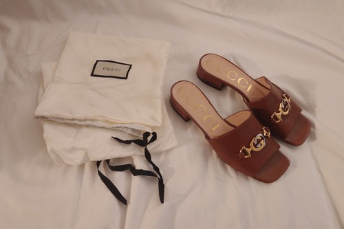 Gucci zumi sandalo - gucci, 25