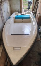 barca in vetroresina a motore